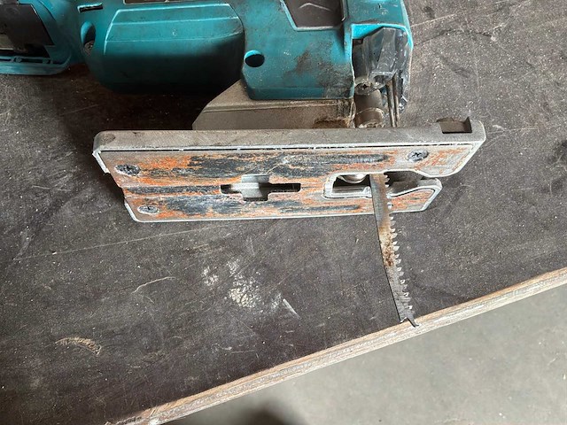 Makita decoupeerzaag, boormachine - afbeelding 4 van  11