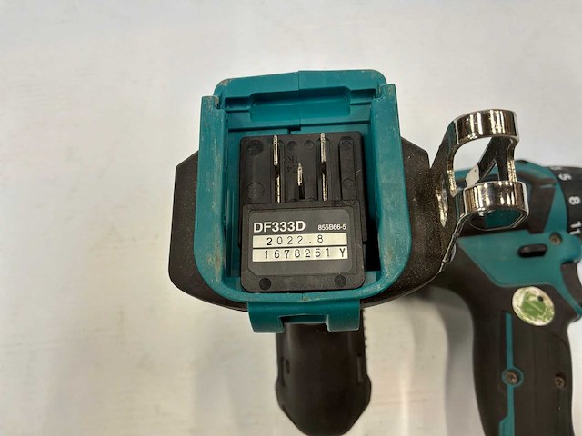 Makita df333dwaj schroefboormachine (2x) - afbeelding 3 van  4