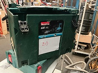 Makita dga452 accu haakse slijpmachine - afbeelding 2 van  2