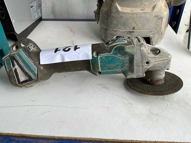 Makita dga506 accu haakse slijper - afbeelding 2 van  3