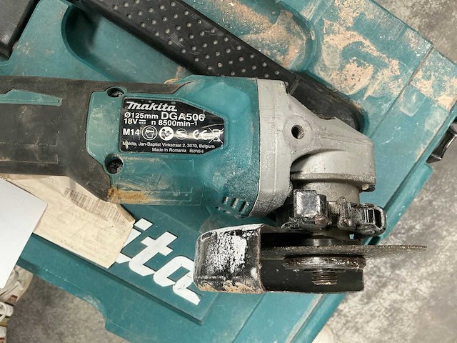 Makita dga506 haakse accu slijpmachine - afbeelding 3 van  4