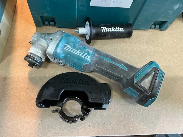 Makita dga506 haakse slijpmachine - afbeelding 2 van  7