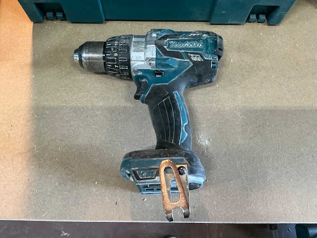Makita dga506 haakse slijpmachine - afbeelding 5 van  7
