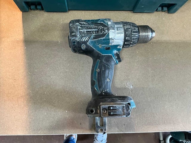 Makita dga506 haakse slijpmachine - afbeelding 6 van  7
