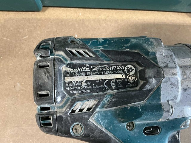 Makita dga506 haakse slijpmachine - afbeelding 7 van  7