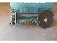 Makita dga900 batterij-aangedreven molen - afbeelding 9 van  9