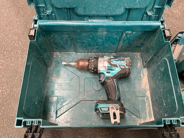 Makita dhp481 boormachine + koffiezetapparaat makita type dcm501 - afbeelding 3 van  7
