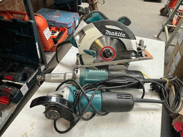 Makita divers elektrisch gereedschap (3x) - afbeelding 1 van  11