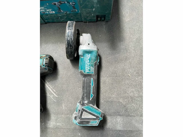 Makita diverse accu gereedschap (2x) - afbeelding 3 van  5