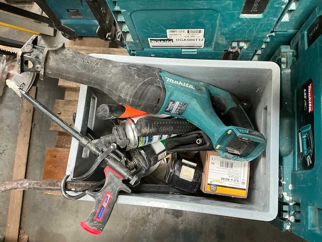 Makita djr186 accu reciprozaag - afbeelding 1 van  4