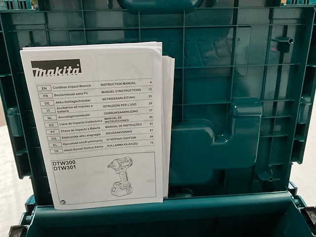 Makita dlx2452tj accu combo kit, schroefmachine/moersleutel met lader en 2 accu’s - afbeelding 6 van  9