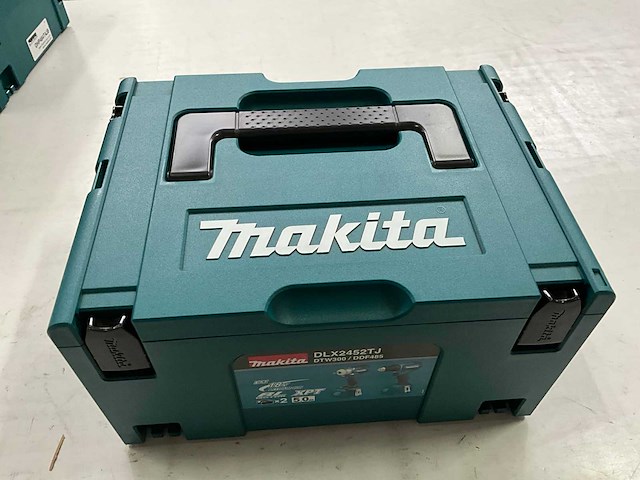Makita dlx2452tj accu combo kit, schroefmachine/moersleutel met lader en 2 accu’s - afbeelding 9 van  9