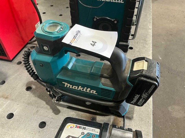 Makita dmp181 accu luchtcompressor - afbeelding 2 van  5