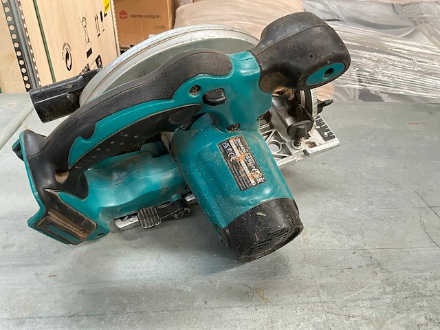 Makita dss610 accu-cirkelzaag - afbeelding 2 van  4
