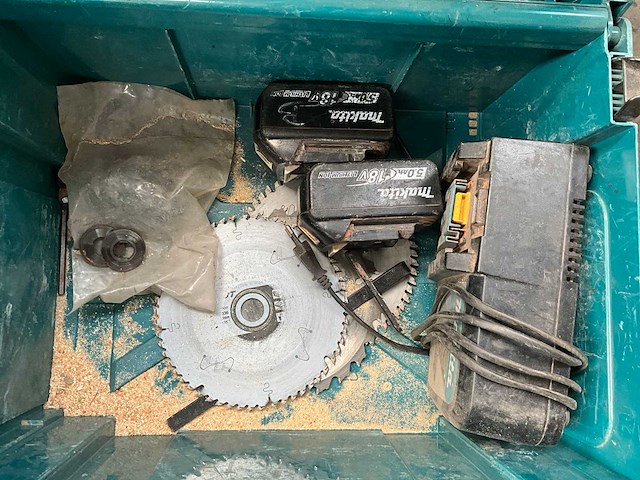 Makita dss610 accu-cirkelzaag - afbeelding 3 van  4