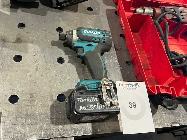Makita dtd152 slagschroevendraaier - afbeelding 1 van  4