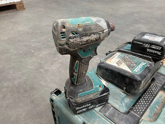 Makita dtd153 slagmoersleutel - afbeelding 2 van  5