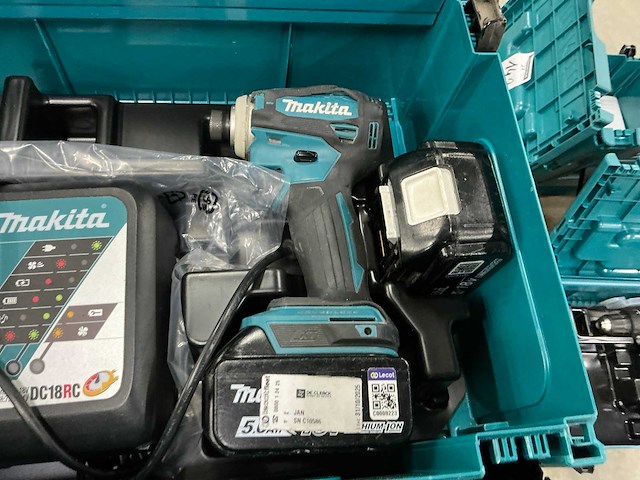 Makita dtd173rtj accu slagschroevendraaier (2x) - afbeelding 2 van  5