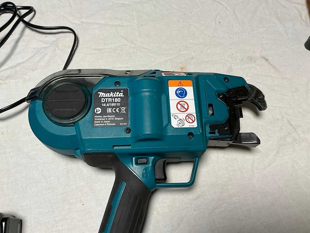 Makita dtr180 accu vlechtmachine - afbeelding 6 van  8