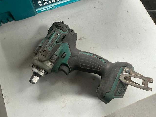 Makita dtw285 slagmoersleutel - afbeelding 2 van  6