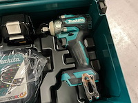 Makita dtw300rtj accu slagmoersleutel met lader en 2 accu’s - afbeelding 3 van  8