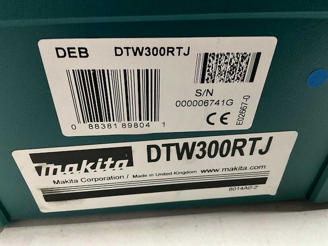 Makita dtw300rtj accu slagmoersleutel met lader en 2 accu’s - afbeelding 8 van  8