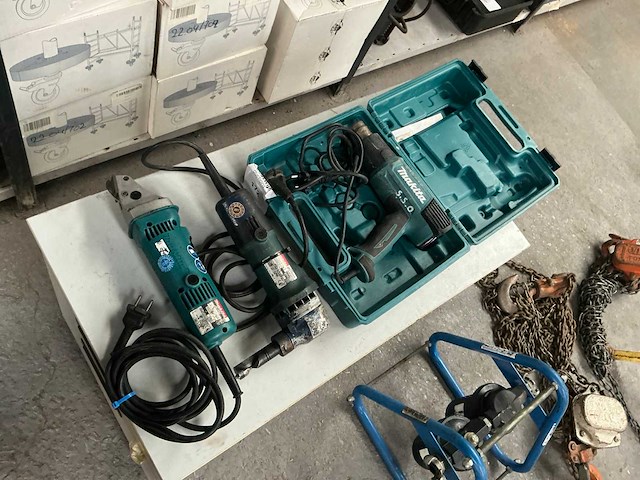 Makita elektrisch gereedschap (3x) - afbeelding 1 van  9
