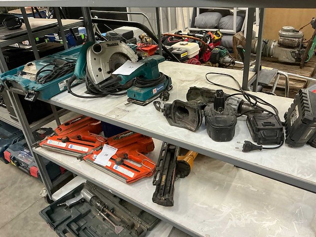 Makita elektrische gereedschappen (3x) - afbeelding 1 van  12