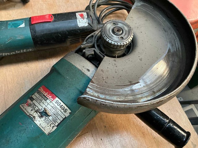 Makita elektrische slijpmachines (2x) - afbeelding 2 van  5