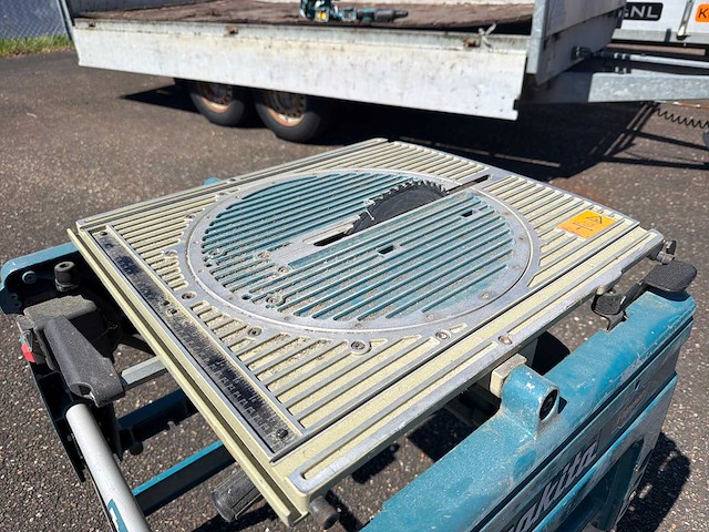 Makita flipper tafelcirkelzaagmachine - afbeelding 2 van  5