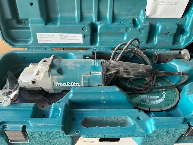 Makita ga 9060 haakse slijpmachine - afbeelding 6 van  6