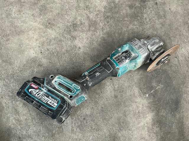 Makita ga005g haakse slijpmachine - afbeelding 2 van  4
