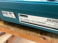 Makita ga9020 en 9558hnrg haakse slijpschijvenset - afbeelding 12 van  12