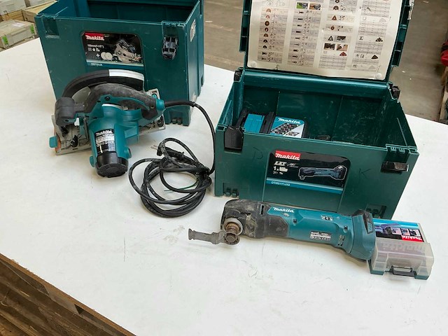 Makita gereedschappen (2x) - afbeelding 1 van  9