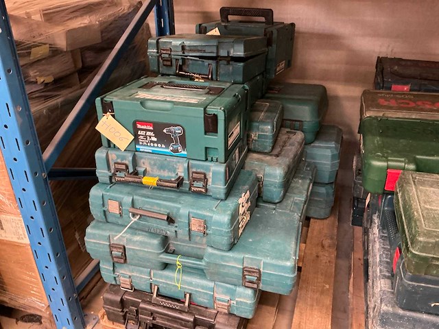 Makita gereedschapskoffer (17x) - afbeelding 1 van  5