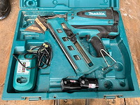 Makita gn900se accu tacker - afbeelding 1 van  2