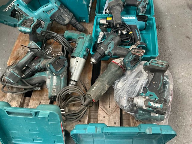Makita grote partij te herstellen machines - afbeelding 4 van  7