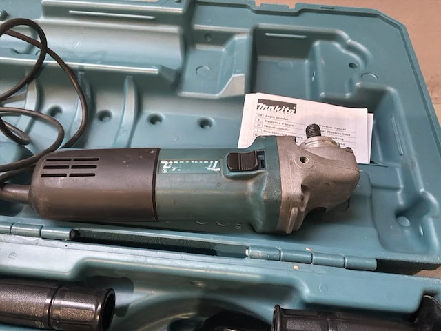 Makita haakse slijper (2x) - afbeelding 11 van  11
