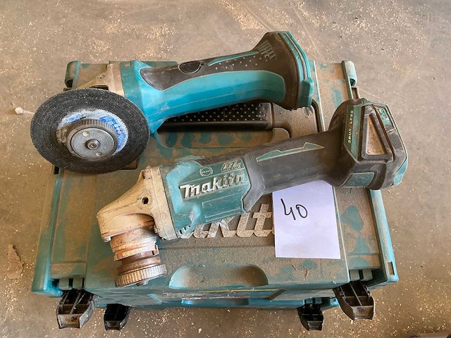Makita haakse slijpmachine (2x) - afbeelding 1 van  9