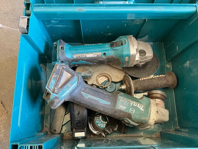 Makita haakse slijpmachine (2x) - afbeelding 8 van  9