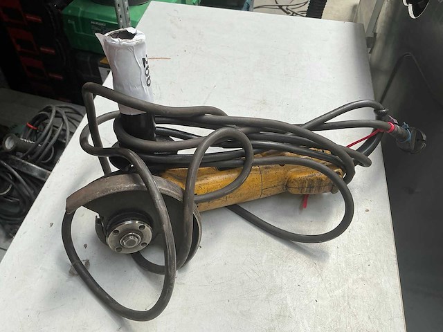 Makita haakse slijpmachine (2x) - afbeelding 9 van  10