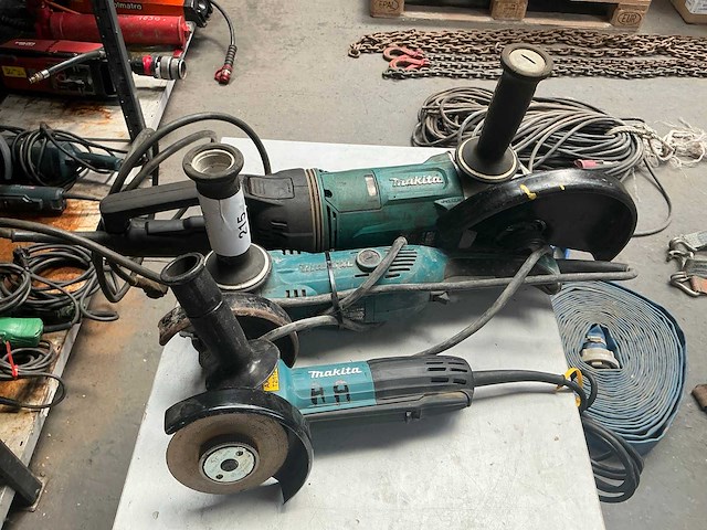 Makita haakse slijpmachine (3x) - afbeelding 1 van  6