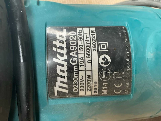 Makita haakse slijpmachine - afbeelding 4 van  4