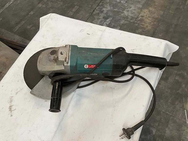 Makita haakse slijpmachine - afbeelding 2 van  5