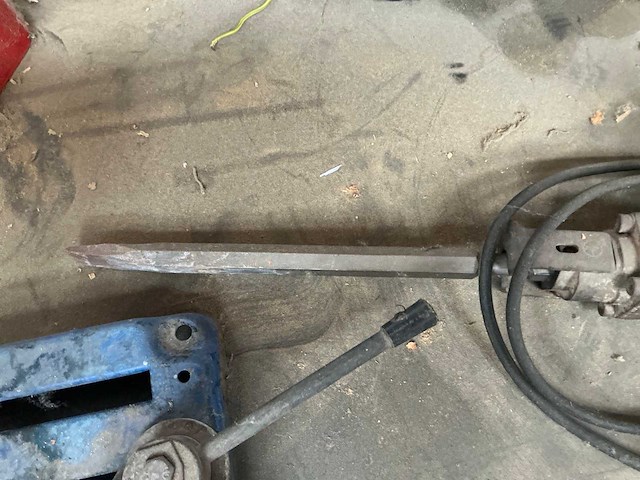 Makita hm1200 breekhamer - afbeelding 3 van  4