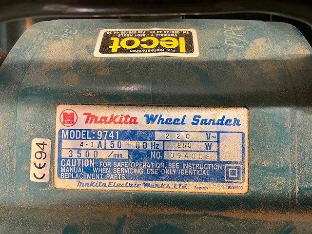 Makita hout borstelmachine - afbeelding 3 van  5