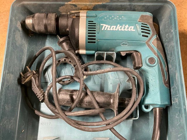 Makita hp 1631 boormachine - afbeelding 1 van  5