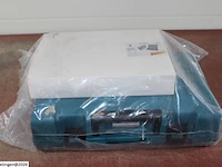 Makita hr2470ftp combihamer + automatische boorkop + boor-en beitelset - afbeelding 2 van  4