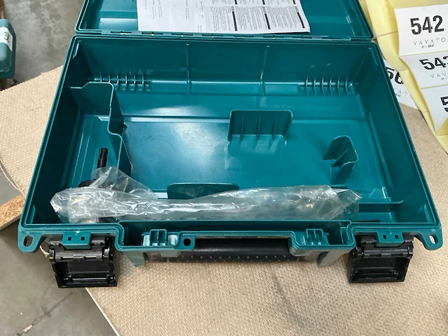 Makita hr2630 boormachine - afbeelding 6 van  8