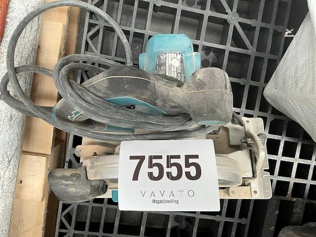 Makita hs6601 cirkelzaag - afbeelding 2 van  3